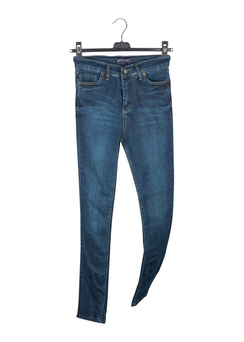 The Jeans Debate